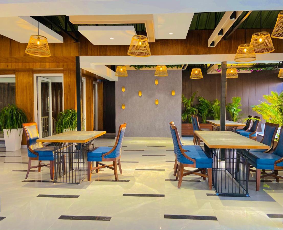 Aura Rooms Dehradun Extérieur photo