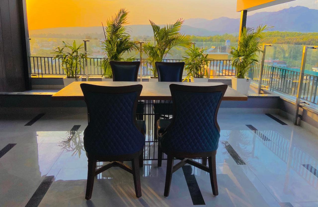 Aura Rooms Dehradun Extérieur photo