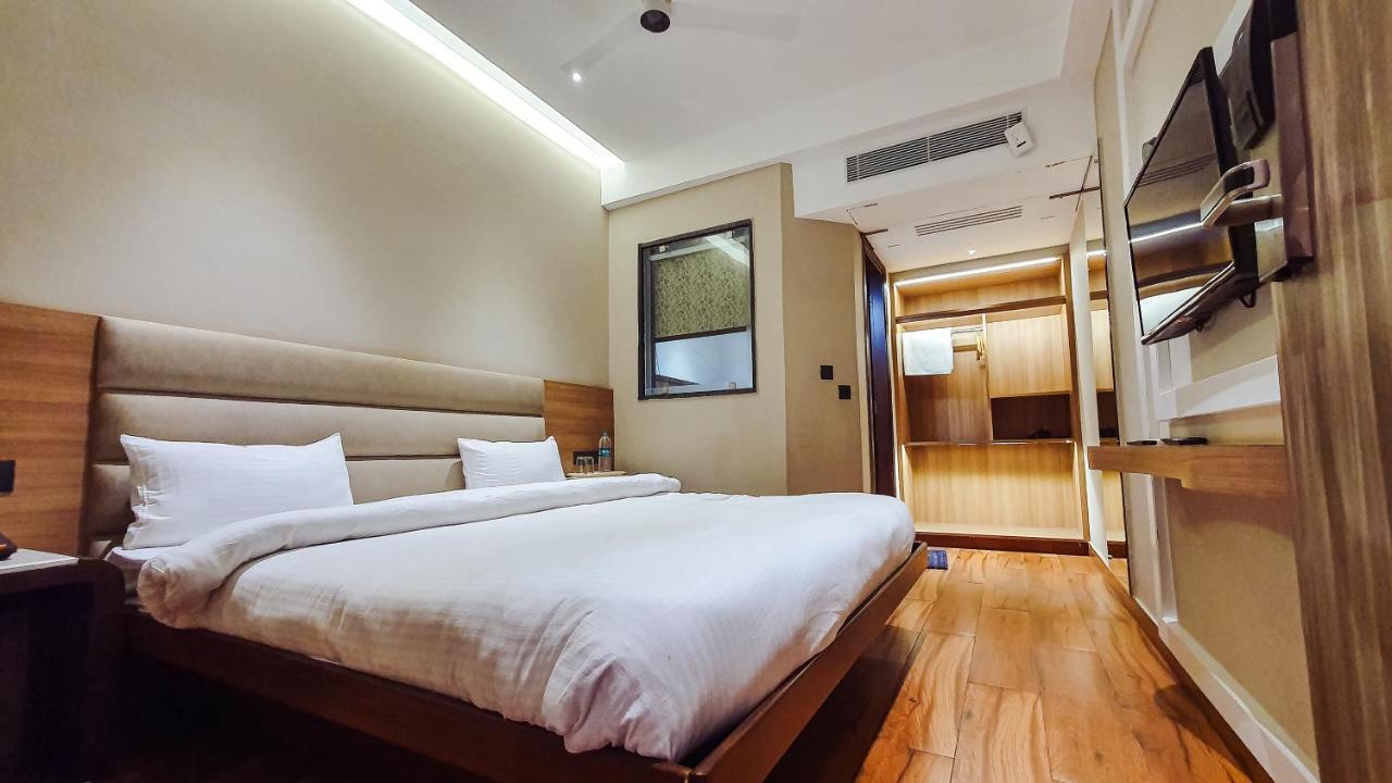 Aura Rooms Dehradun Extérieur photo