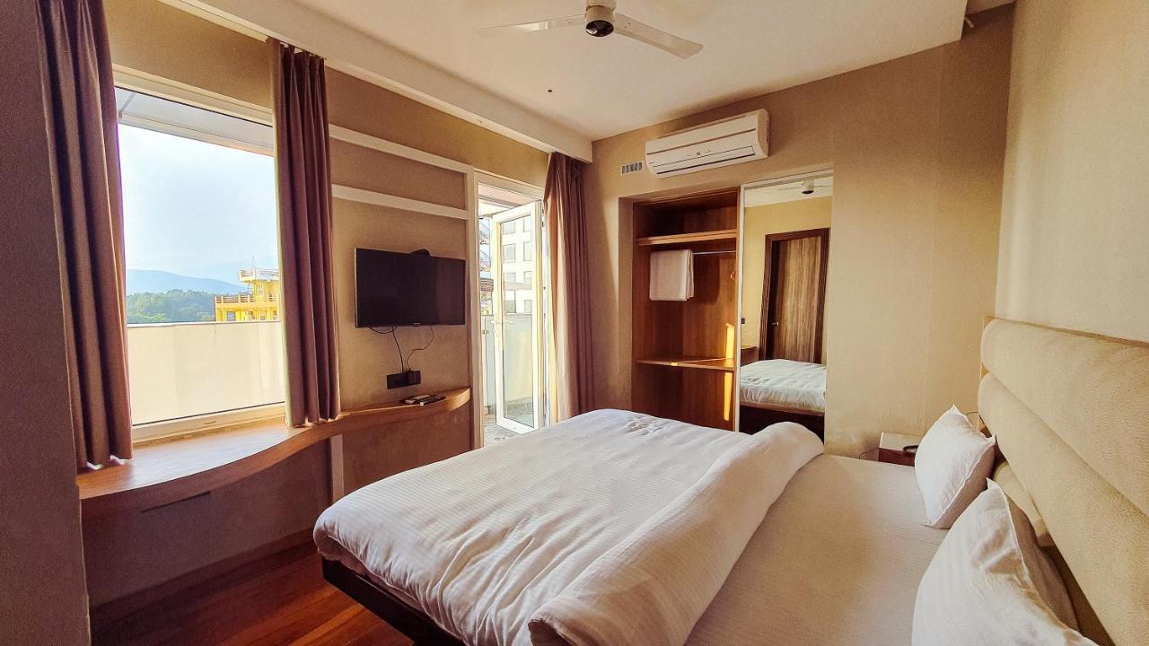 Aura Rooms Dehradun Extérieur photo